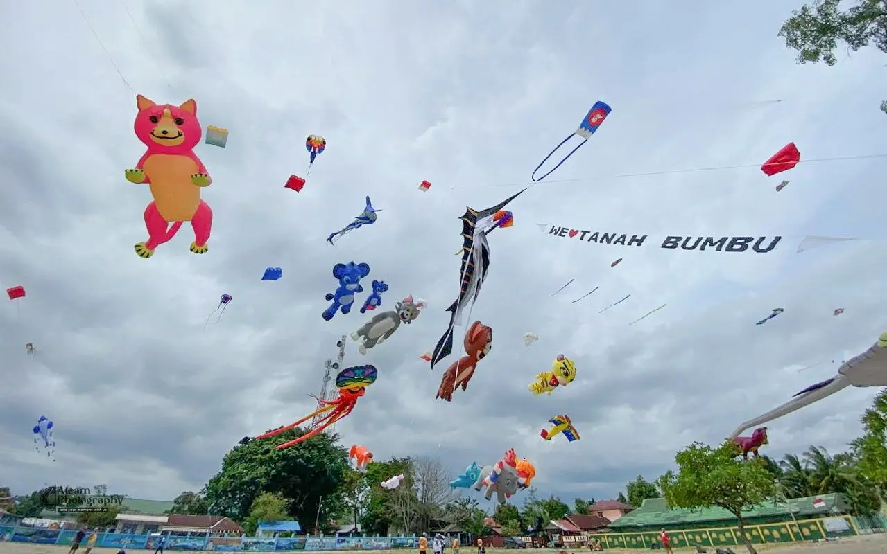 Festival Layang-Layang Tanah Bumbu