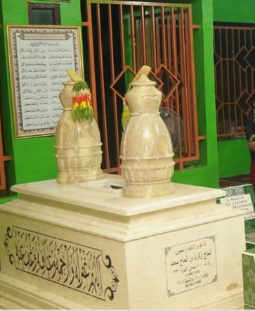 Makam Ulama H. Zakaria